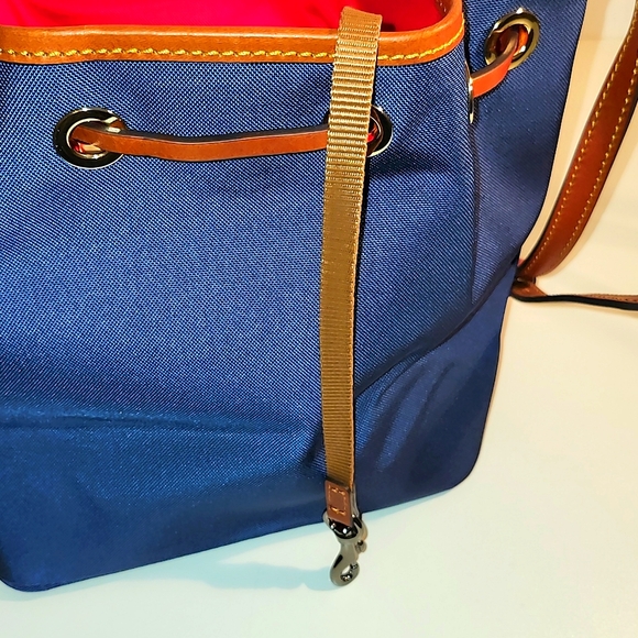 Dooney Bourke (NEW) Kendall Drawstring Bucket Nylon Bag-FINAL Markdown!☆ - Picture 9 of 14